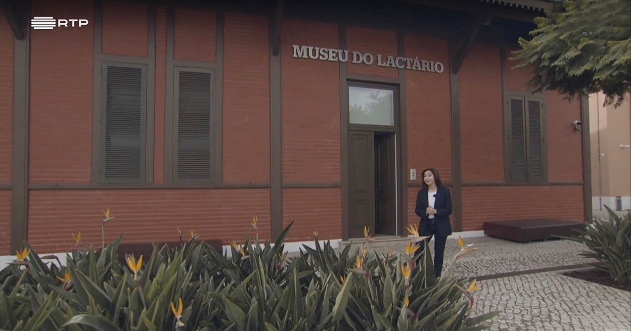 Programa “Visita Guiada” (RTP2) da autoria e apresentação de Paula Moura Pinheiro sobre o Museu do Lactário.