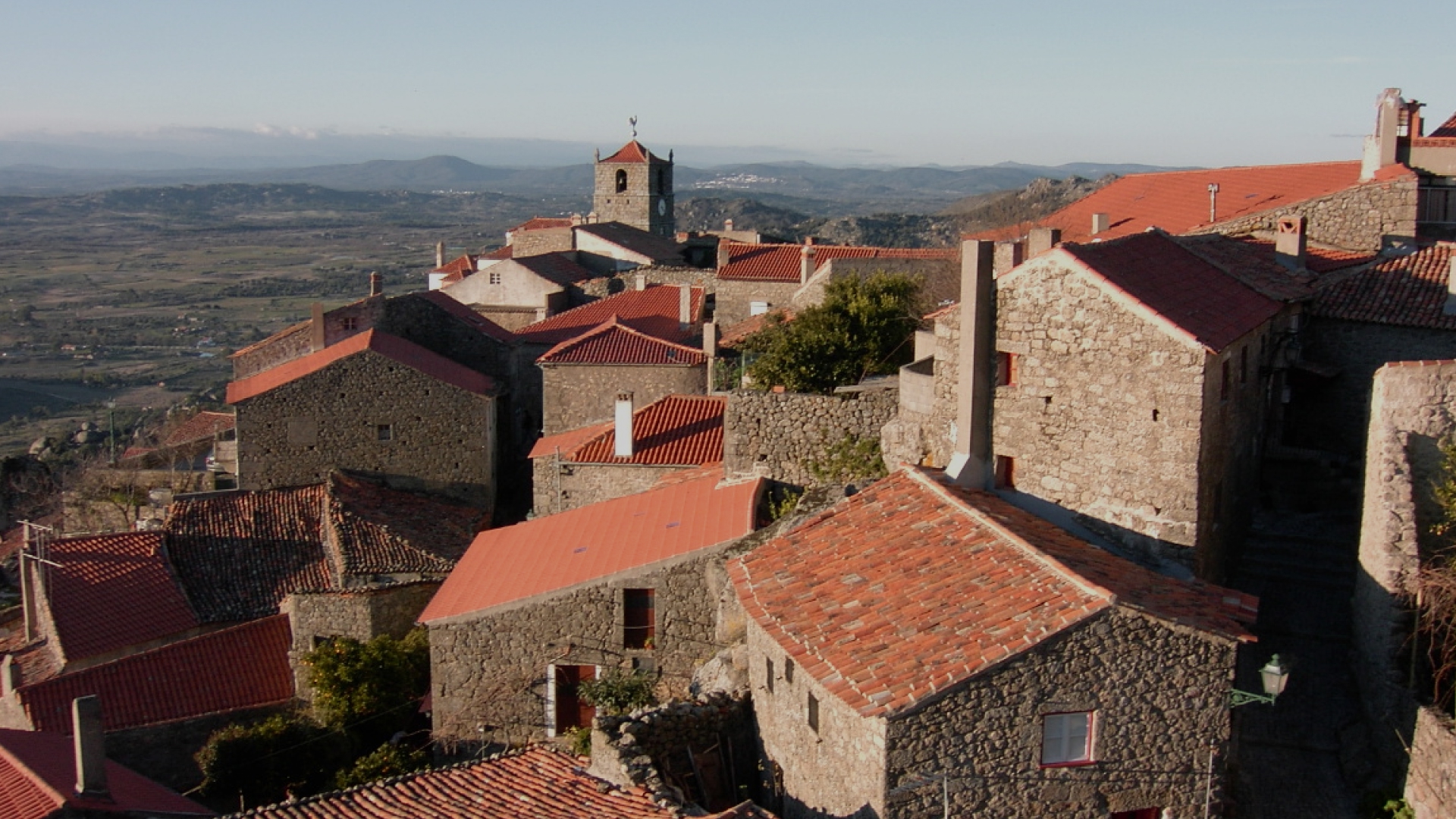 Serviços de acesso à rede de fibra ótica disponíveis nos concelhos de Penalva do Castelo, Vila Nova de Paiva e Idanha-a-Nova.