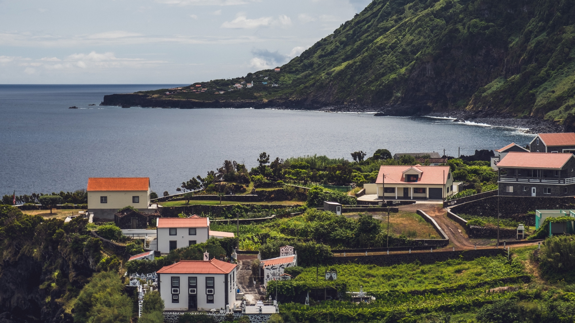 Serviços de acesso à rede de fibra ótica já disponíveis em 11 concelhos dos Açores